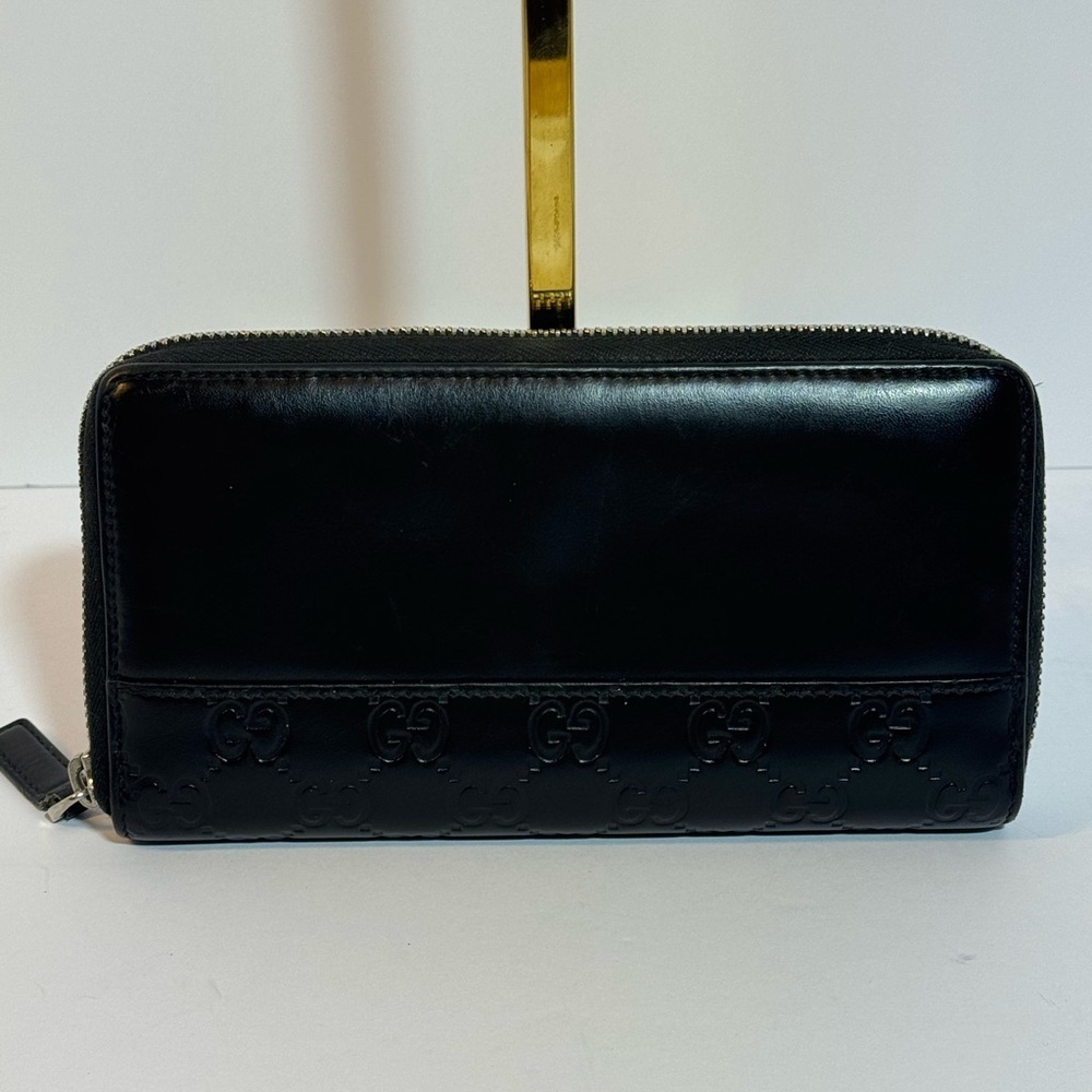 Black Gucci Leather Zip Wallet